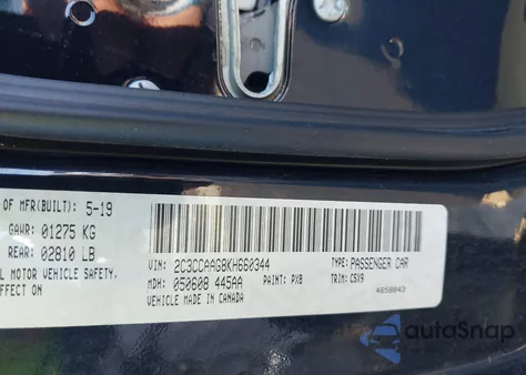 2019 Chrysler 300 Touring z USA, uszkodzony, nr VIN 2C3CCAAG8KH660344